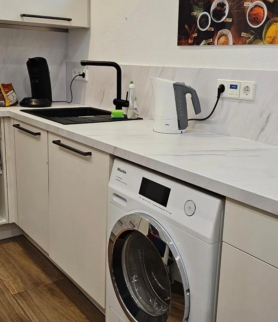 The Modern Cave Lodge Stuttgart Apartamento