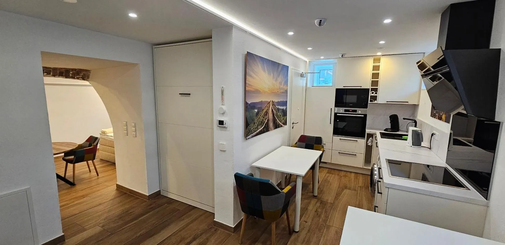 The Modern Cave Lodge Stuttgart 0*,  Alemania