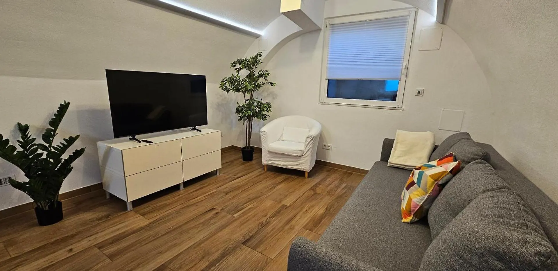 Apartment The Modern Cave Lodge Stuttgart Germany