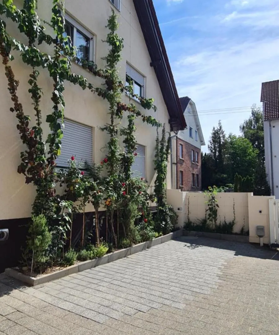 The Modern Cave Lodge Stuttgart Apartment